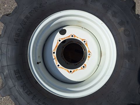 Firestone 540/65R38+480/65R24 
