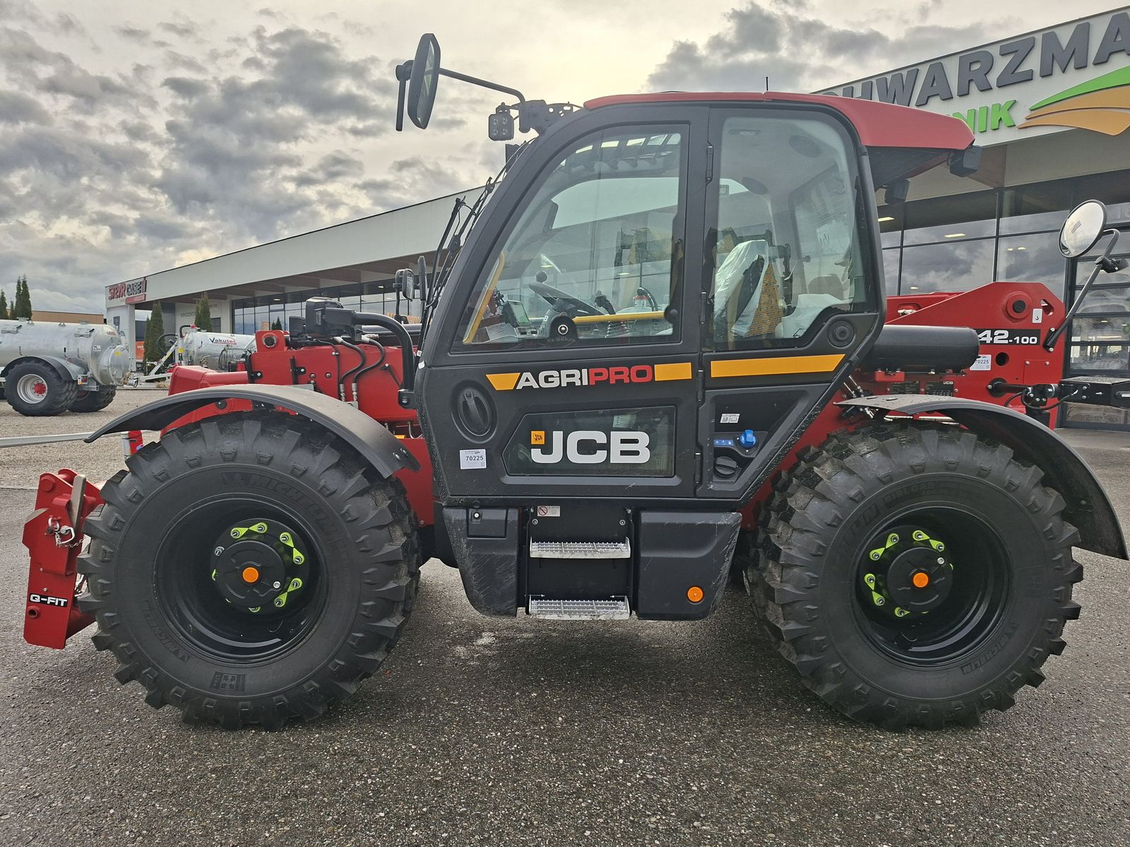 JCB 542-100 Agri PRO DT 2