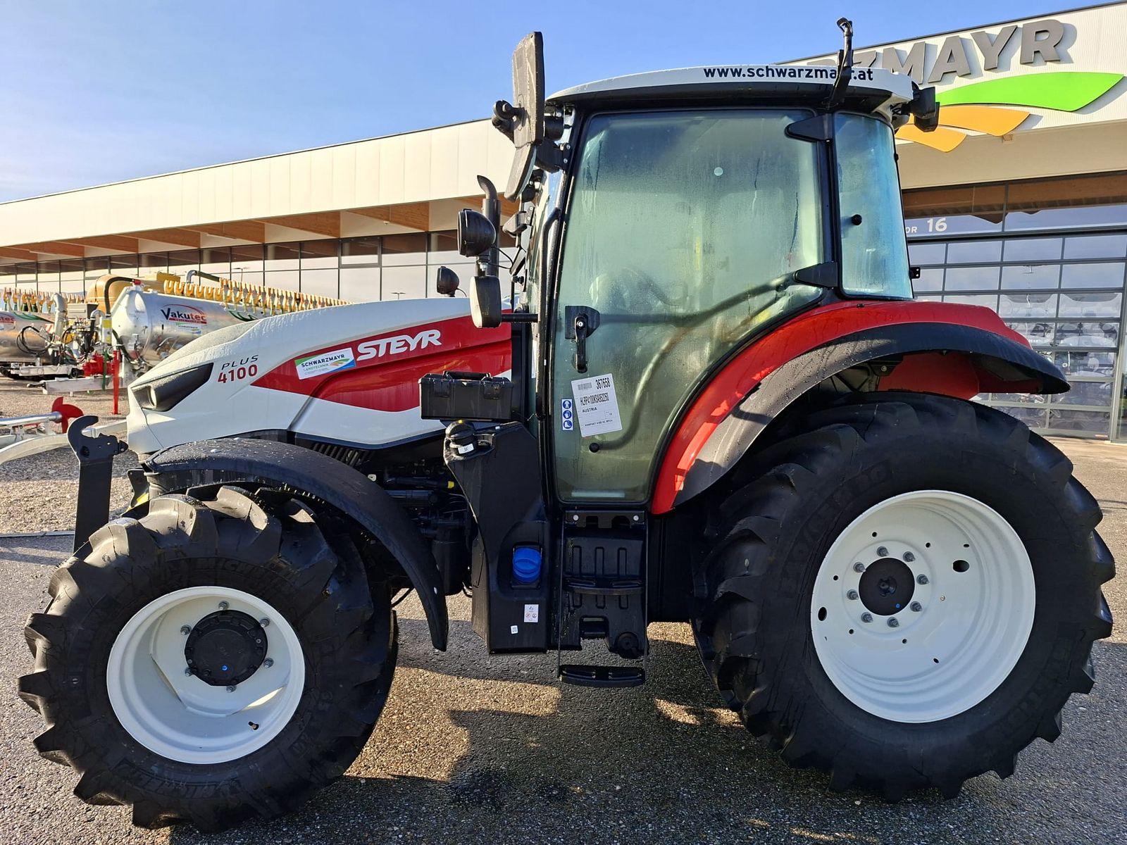 Steyr 4100 PLUS 2