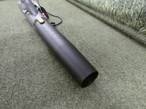 Stiga SAB 900 AE Laubbläser