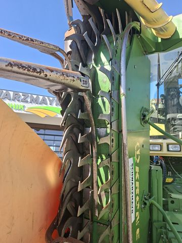 Krone Big X 500 mit EC 6000 und E-Flow 300