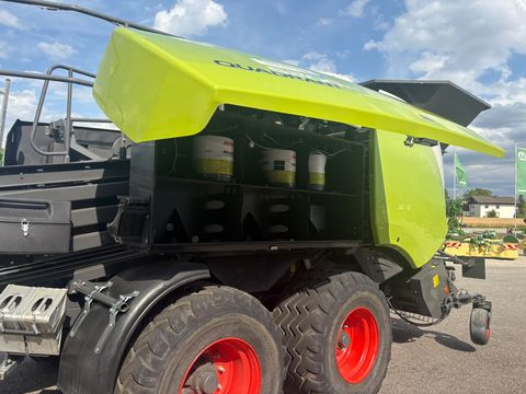 Claas QUADRANT 5200 FC