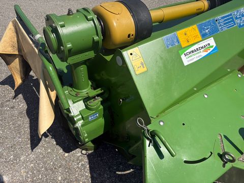 Krone EasyCut F 320CV Float mit V-Zinkenaufbereiter