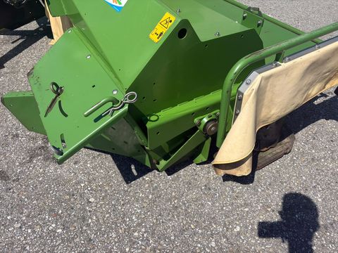 Krone EasyCut F 320CV Float mit V-Zinkenaufbereiter