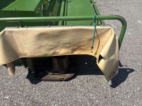 Krone EasyCut F 320CV Float mit V-Zinkenaufbereiter