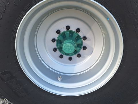 BKT BKT 750/60R30,5 Reifen 