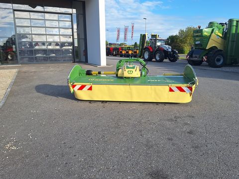 Krone EasyCut F 360 M geschoben