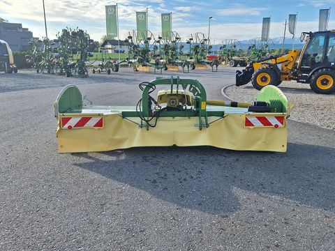 Krone EasyCut F 360 M geschoben