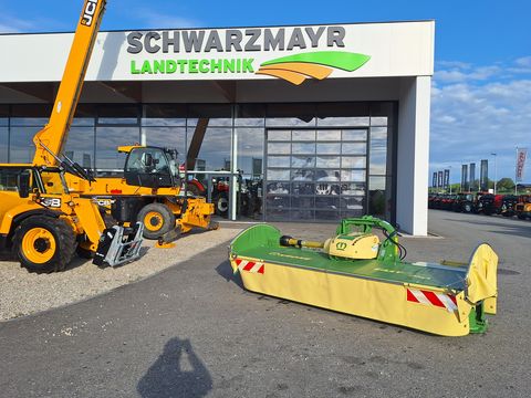 Krone EasyCut F 360 M geschoben