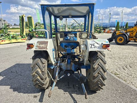 Ford 3000