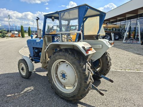 Ford 3000