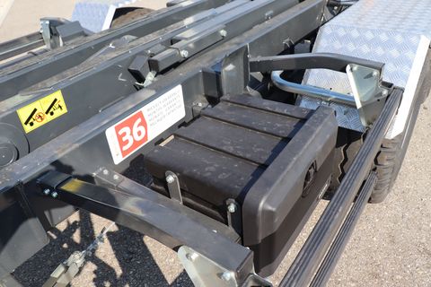 Pronar T185/1 Hakenliftanhänger