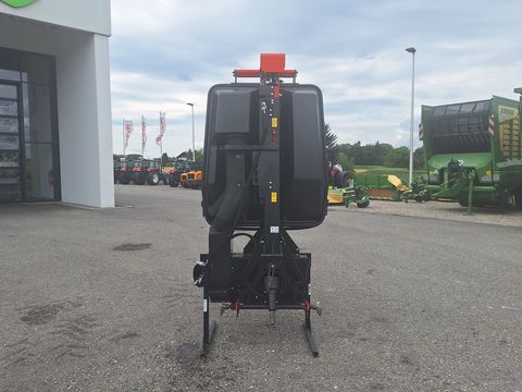 Müthing MU Collect 1600 + Kubota GDC800