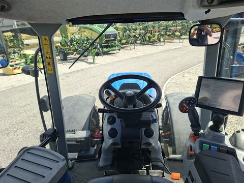 New Holland T7.220 Auto Command