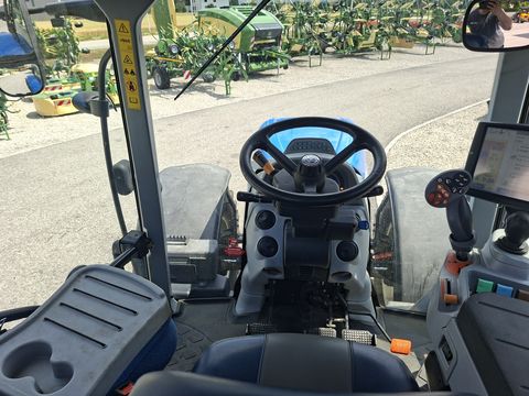 New Holland T7.220 Auto Command