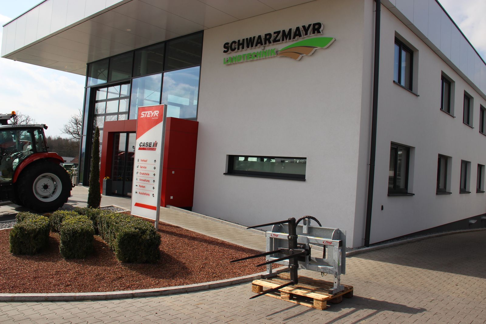 Fliegl Rundballenabwickler  2