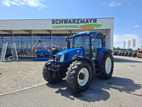 New Holland TS135A