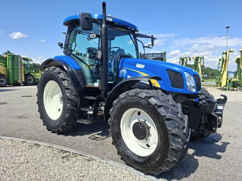 New Holland TS135A