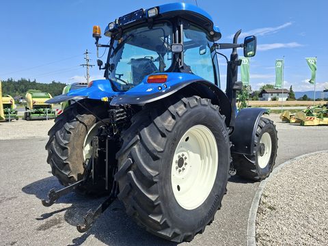 New Holland TS135A