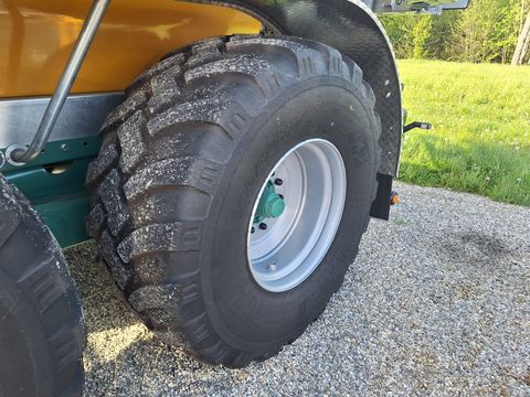 BKT 750/60R30,5