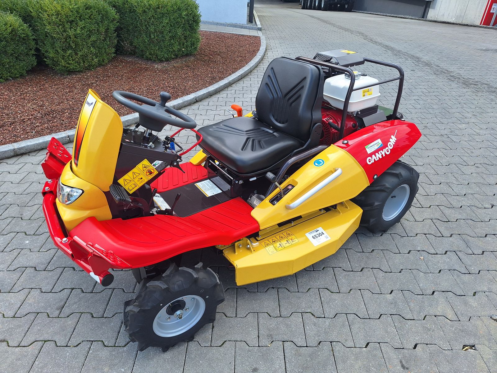 Canycom CMX 1402 AWD  3