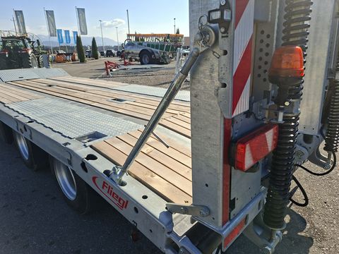 Fliegl  3-Achs Tieflader 
