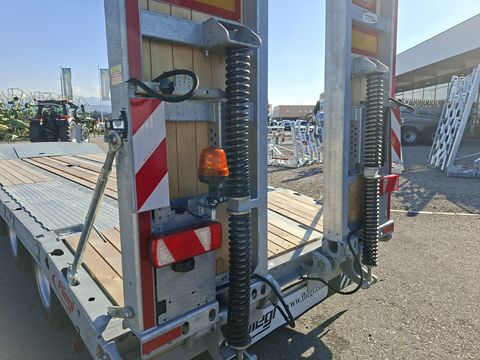 Fliegl  3-Achs Tieflader 