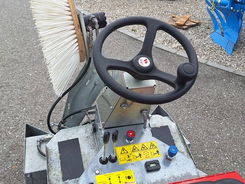 Westermann CM2 mit Spaltenschieber + Einstreugerät