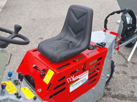 Westermann CM2 mit Spaltenschieber + Einstreugerät