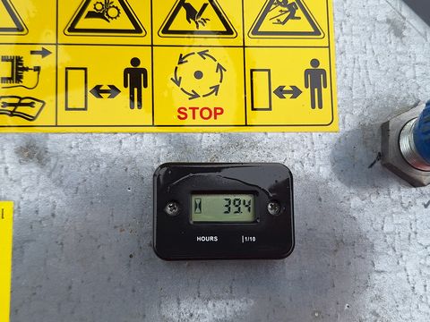 Westermann CM2 mit Spaltenschieber + Einstreugerät