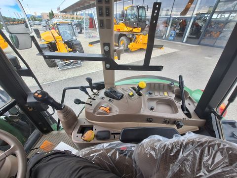 John Deere 6090MC