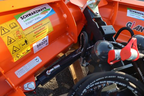 Sonstige Giant Schneeschild V 1500