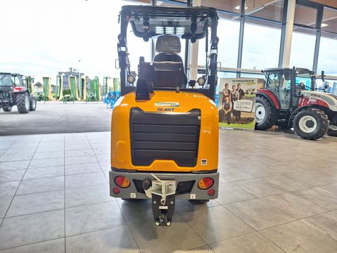 Giant G2700 HD+