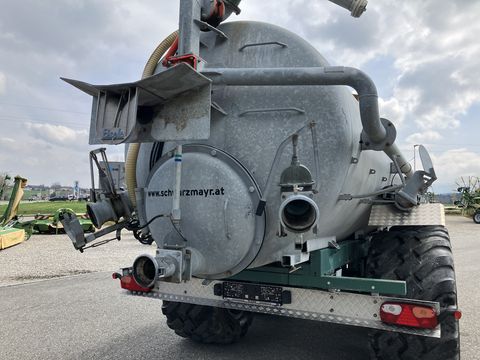 Lochmann RC 160 T mit Güllewerfer