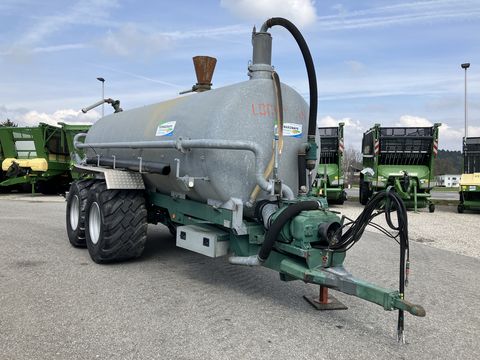 Lochmann RC 160 T mit Güllewerfer