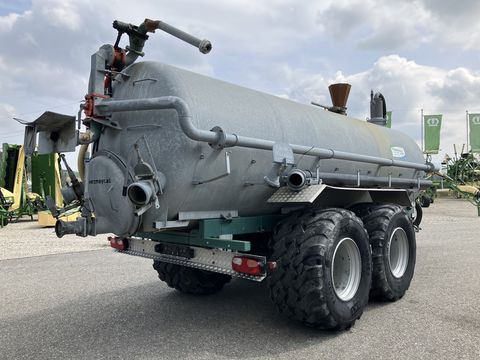 Lochmann RC 160 T mit Güllewerfer