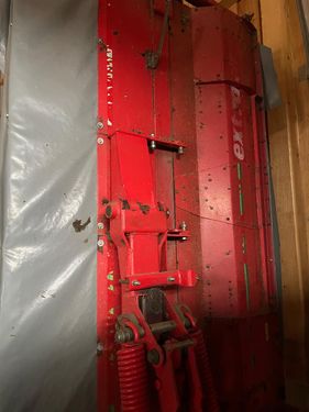Pöttinger NovaCat 7800 ED mit Aufbereiter