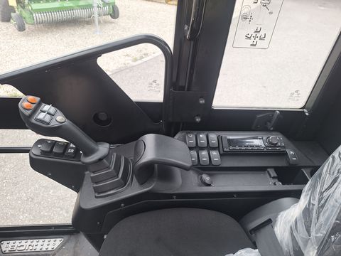 JCB TM 110