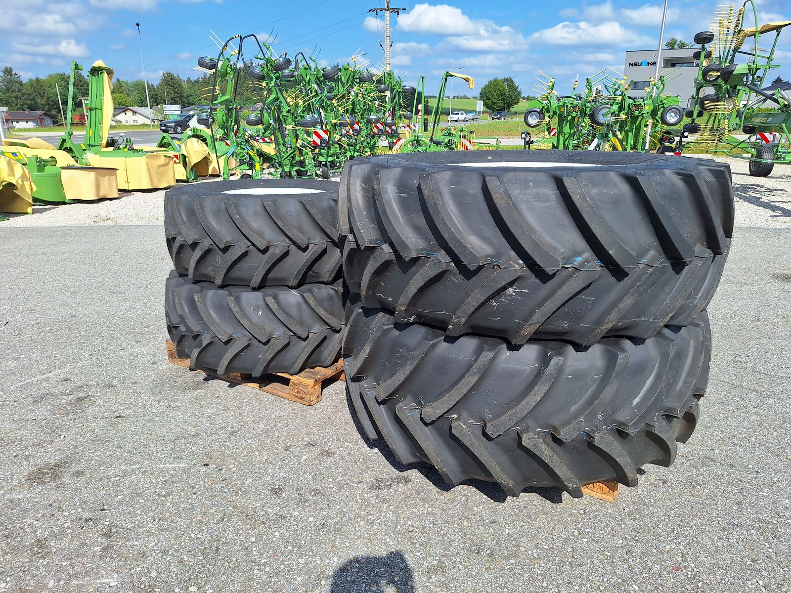 Mitas 600/65R34+480/65R24 3