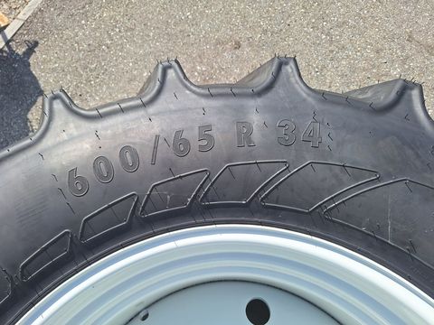 Mitas 600/65R34+480/65R24