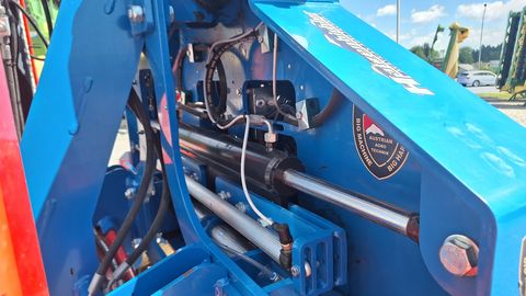 Hatzenbichler Hackgerät 8r. 75cm Kameragest.