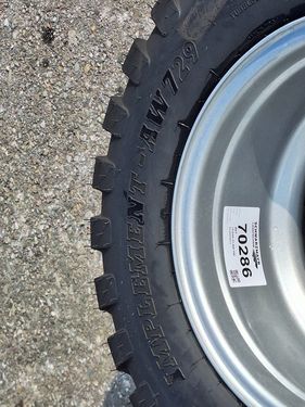 Sonstige BKT 15.0/55-17 AW 729 