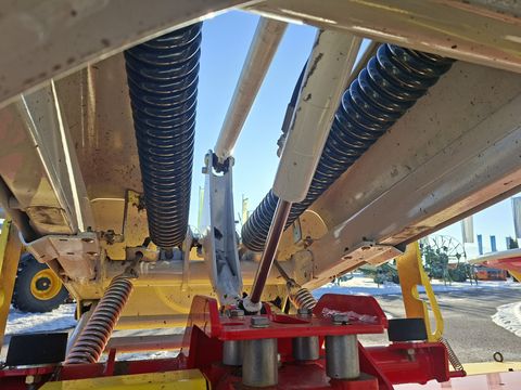 Pöttinger NovaCat 301 Alpa Motion Master