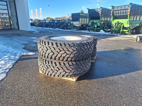 Nokian 480/80R34+400/80R24 Kompletträder