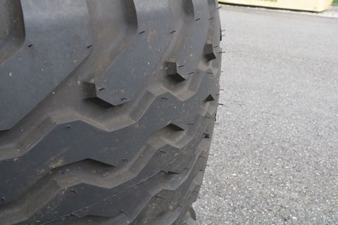 Vredestein 500/55-20 Flotation