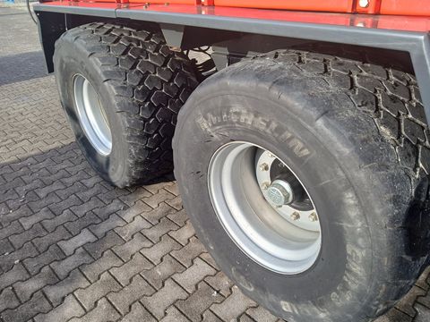 Pöttinger Torro 5100 D Rotorladewagen