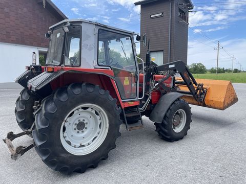 Massey Ferguson 377