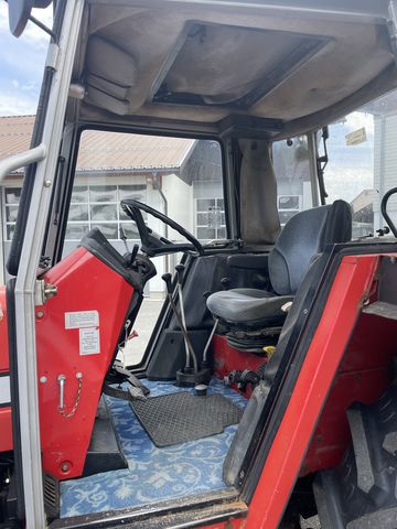 Massey Ferguson 377