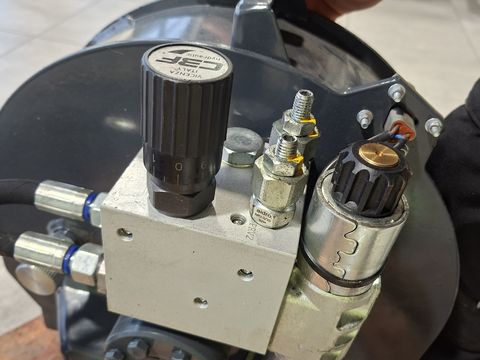 Uniforest 6HW Pro Hilfsseilwinde 