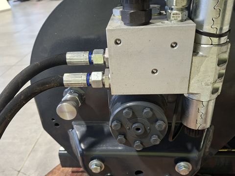 Uniforest 6HW Pro Hilfsseilwinde 